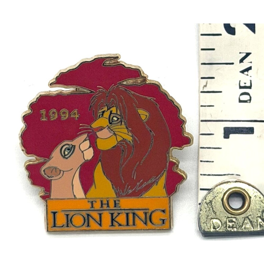 Disney Pin 2001 The Lion King Simba and Nala 100 Years Of Dreams Series #57